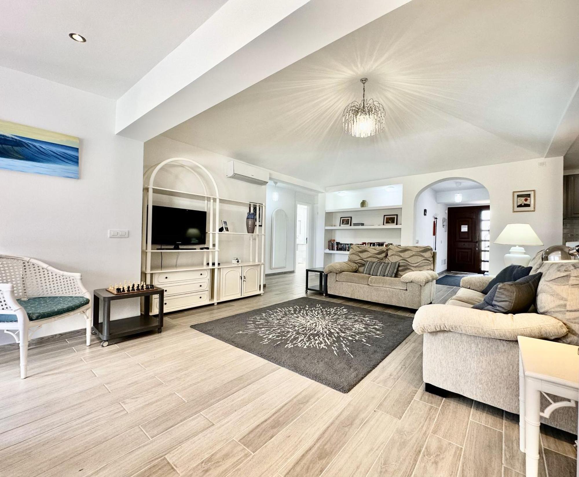 Poolside Villa, Golf Del Sur *